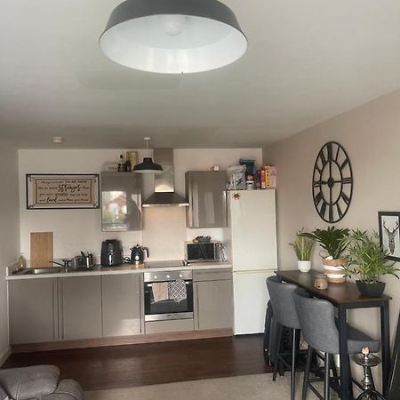 This Apartment Is No Longer Available! マンチェスター エクステリア 写真