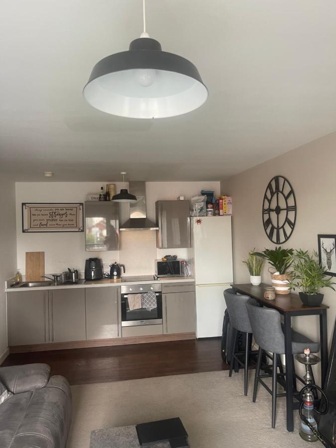This Apartment Is No Longer Available! マンチェスター エクステリア 写真